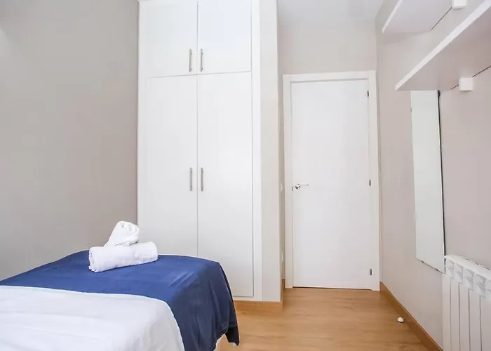 Al46 - Moderno Playa Fenals Apartamento