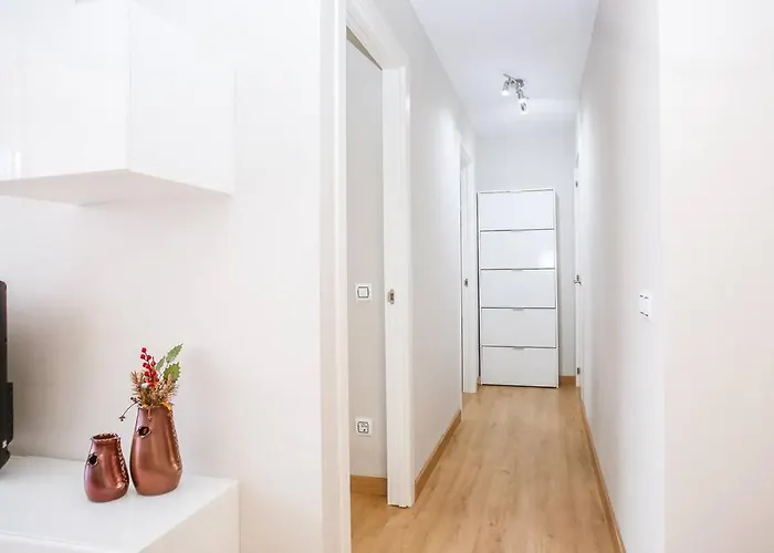 Al46 - Moderno Playa Fenals Apartment *